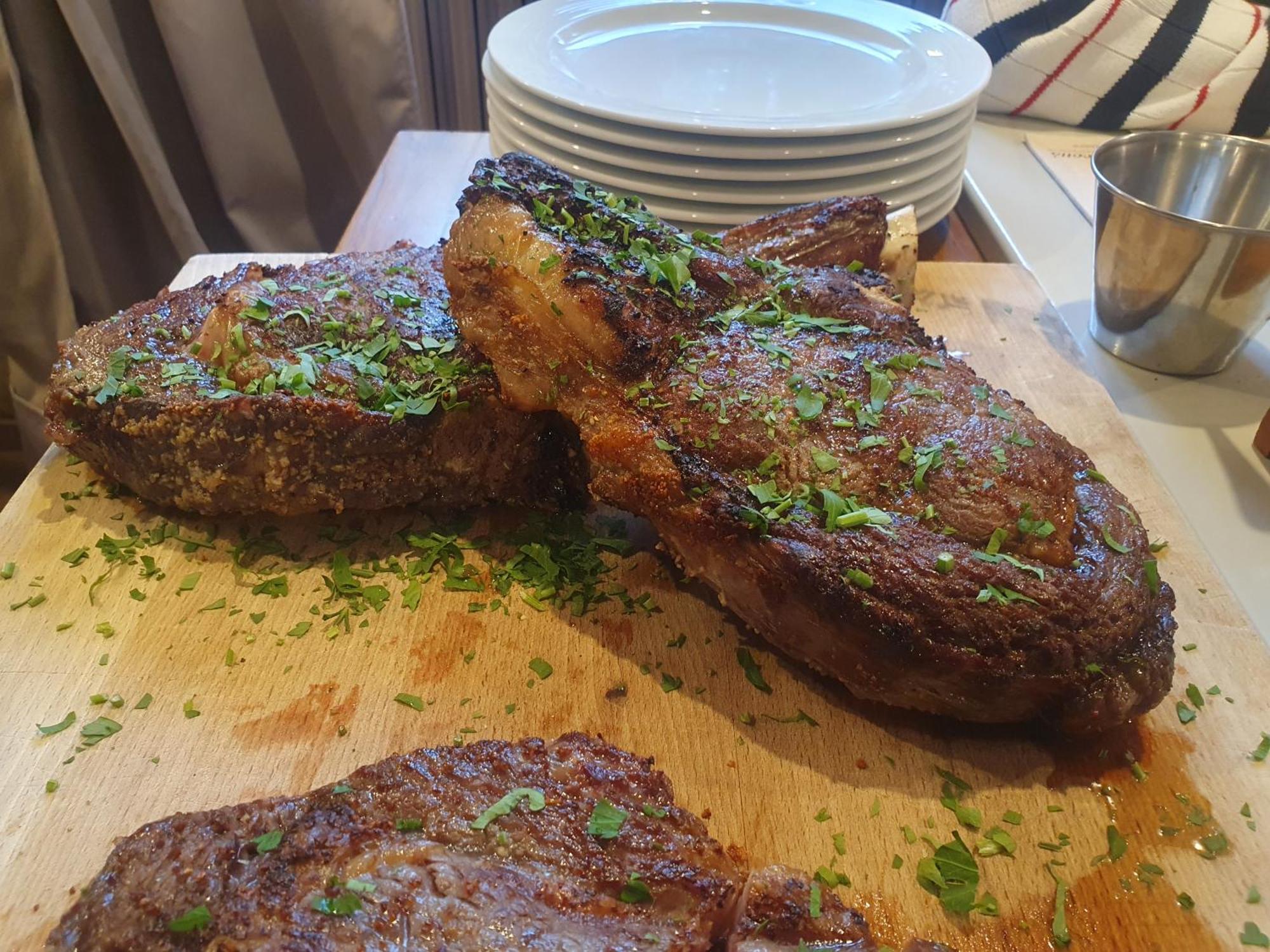 Logis Hotel-Restaurant Les Coudercous Saint-Chély-dʼAubrac Buitenkant foto