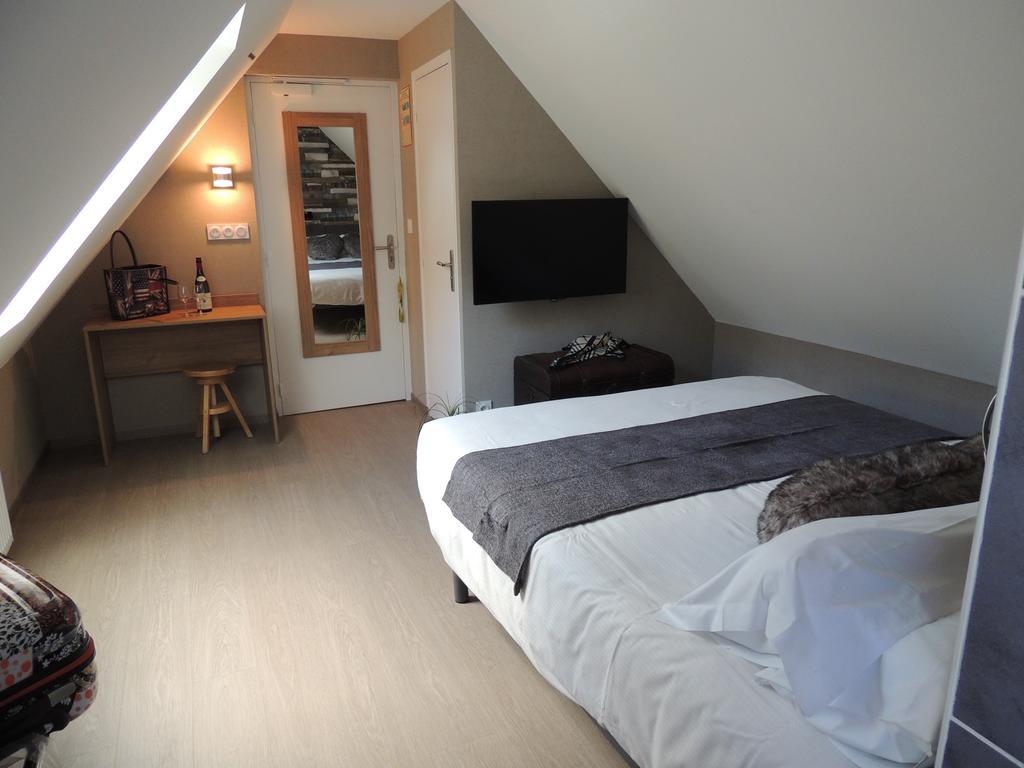 Logis Hotel-Restaurant Les Coudercous Saint-Chély-dʼAubrac Buitenkant foto